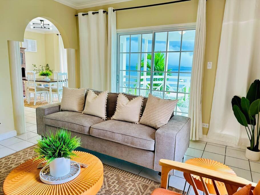 Falcon Islandview - Airport Pickup Available - 24Security Montego Bay Exterior photo